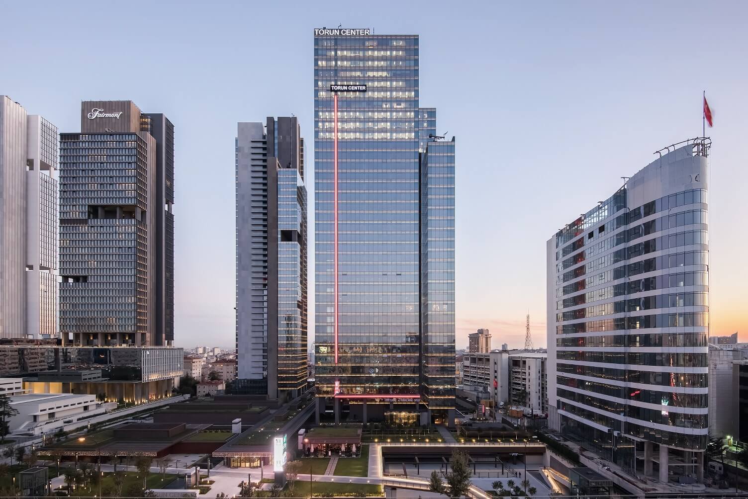 خرید آپارتمان مجتمع مسکونی تورون سنتر ( Torun Center )